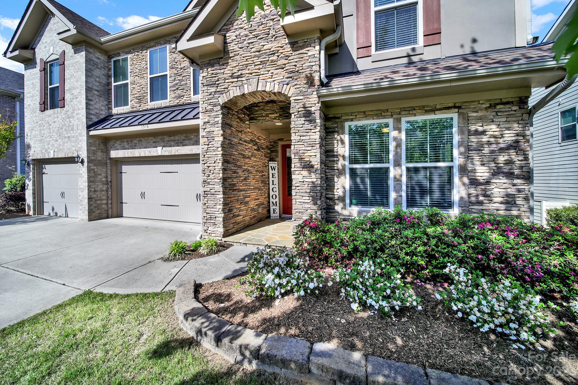 1516 Hazel Street Tega Cay, SC 29708 - Photo 4 of 48