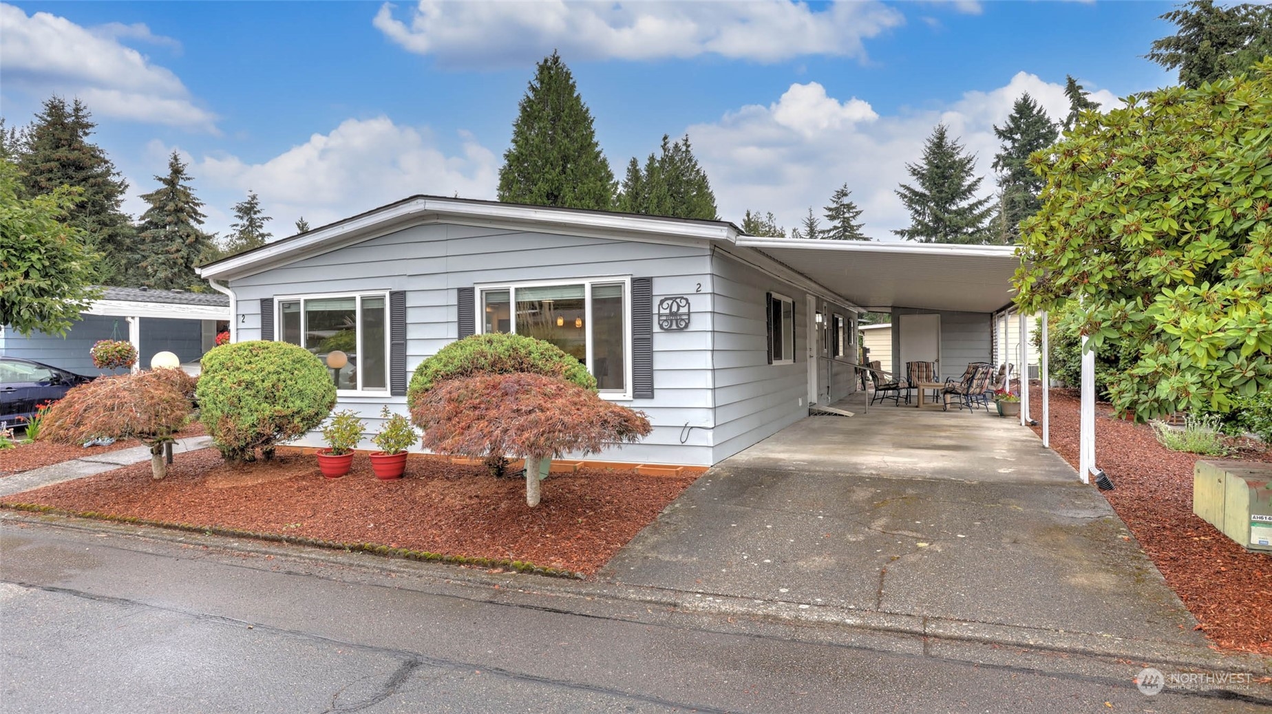 201 Union Avenue Southeast, Unit 2 Renton, WA 98059 - Photo 2 of 29 Gallery Image 2