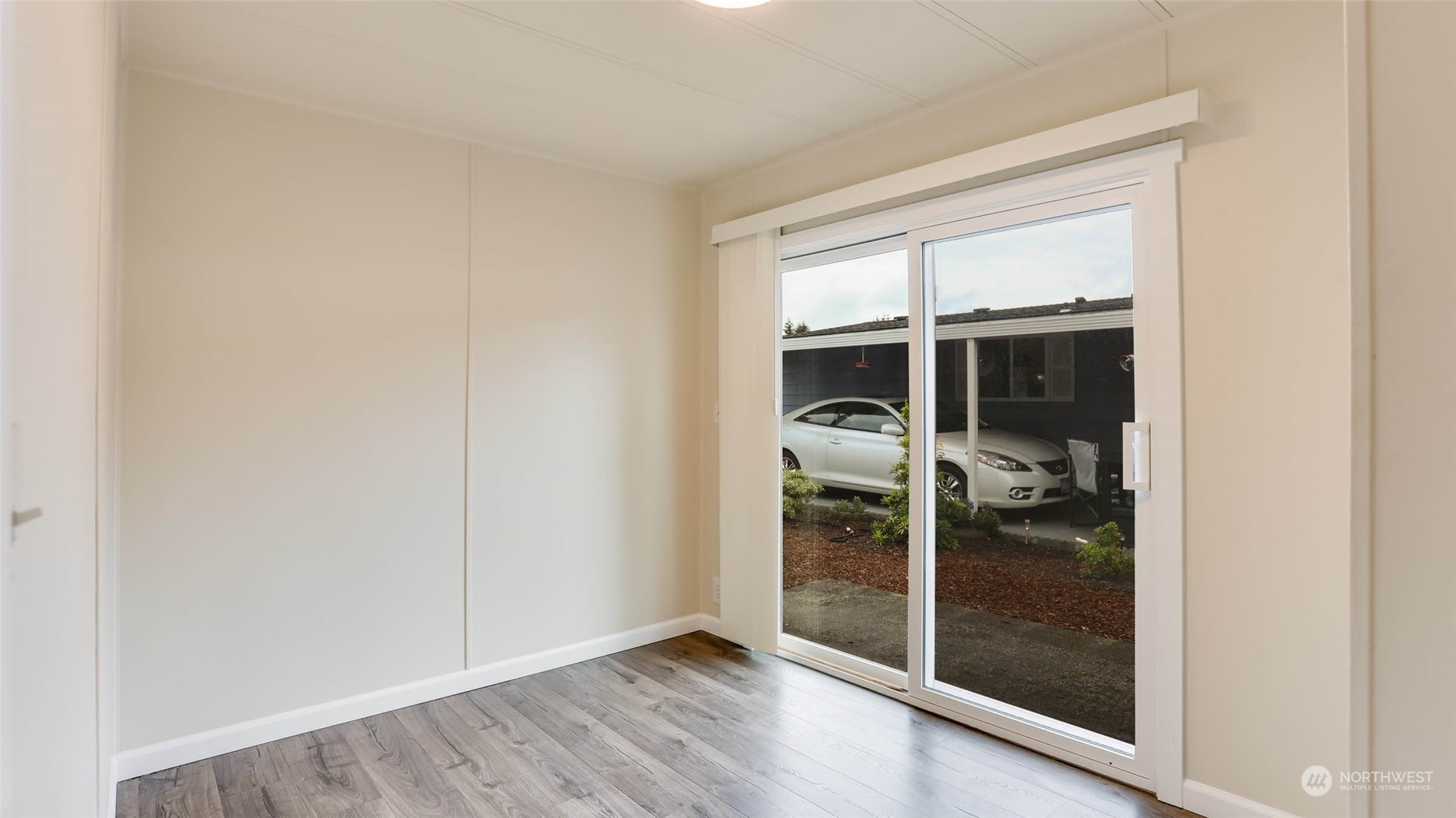 201 Union Avenue Southeast, Unit 2 Renton, WA 98059 - Photo 10 of 29 Gallery Image 10