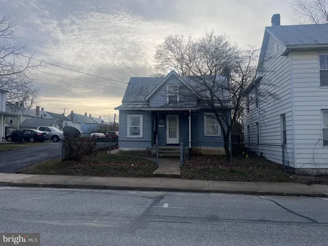 $150,000 | 28 South Queen Street, Shippensburg, PA 17257