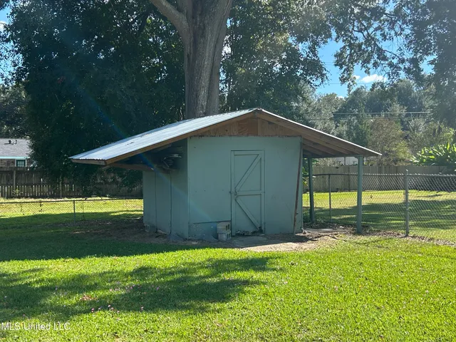 $189,000 | 307 Holly Street, Vidalia, LA 71373