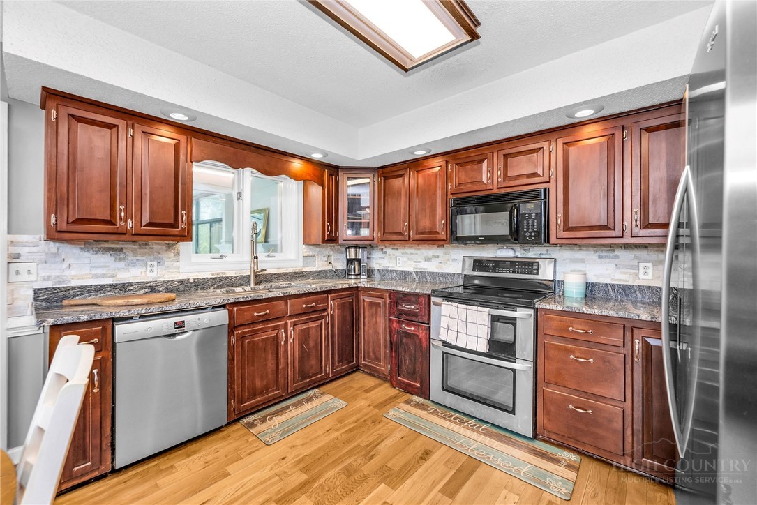 346 Clear View Ridge Crumpler, NC 28617 - Photo 22 of 50