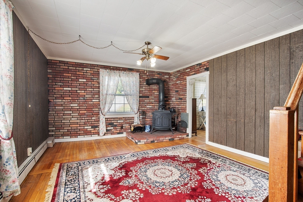 14 Watkins Road Gardner, MA 01440 - Photo 15 of 28