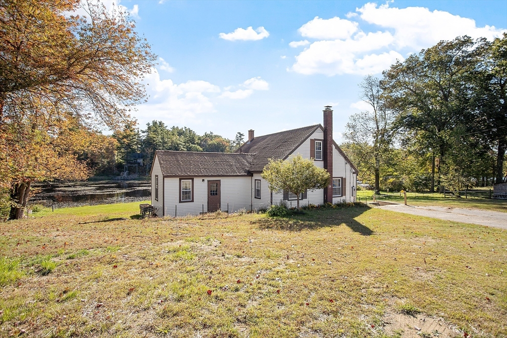 14 Watkins Road Gardner, MA 01440 - Photo 4 of 28