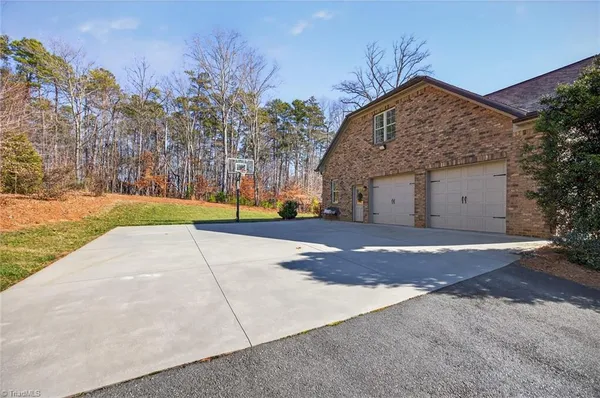 $854,000 | 1310 Kilkenny Lane, Rural Hall, NC 27045