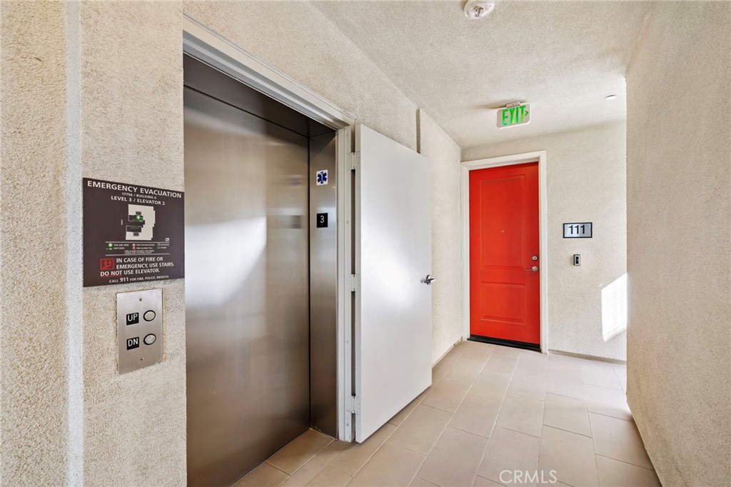 111 Bowery Irvine, CA 92612 - Photo 10 of 20 Private elevator with direct access to the home's front door