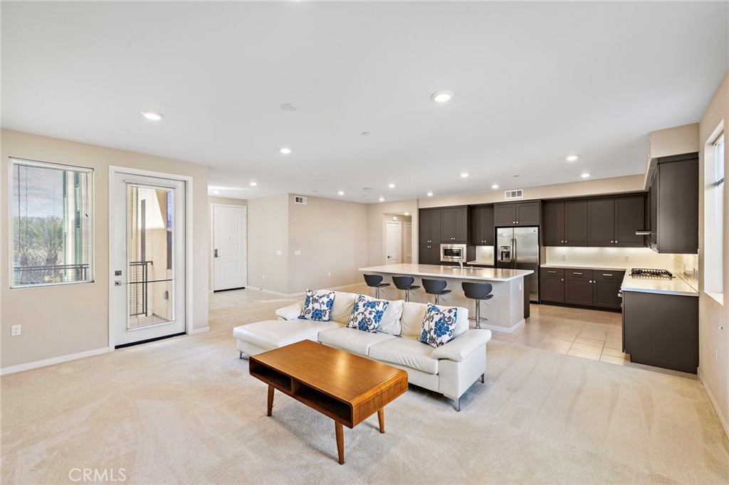 111 Bowery Irvine, CA 92612 - Photo 20 of 20 Modern Open Floor Plan