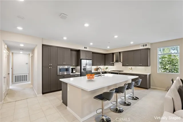 $1,050,000 | 111 Bowery, Irvine, CA 92612