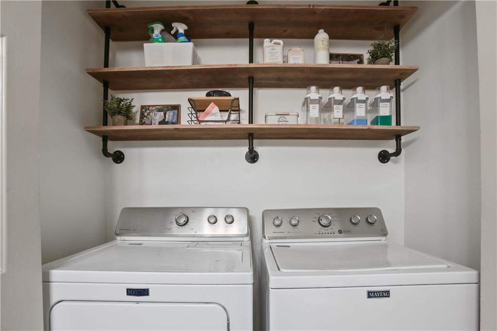 920 Bridge Pointe Court Alpharetta, GA 30005 - Photo 17 of 18 a view of washer and dryer