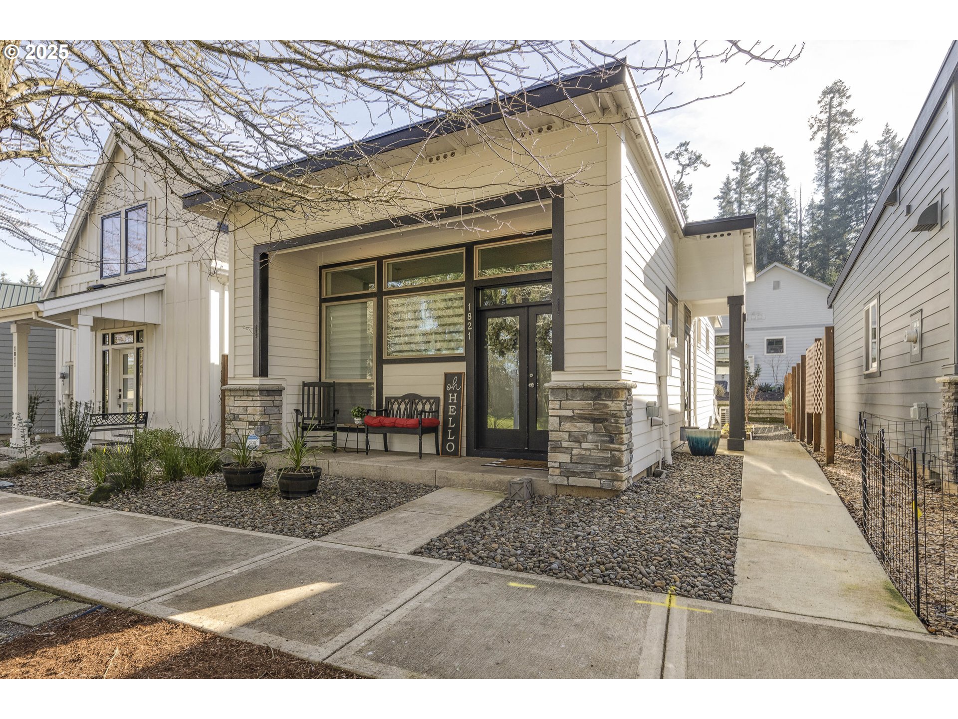 1821 Cousteau Loop Southeast Salem, OR 97302 - Photo 2 of 27 a view of a house with a patio