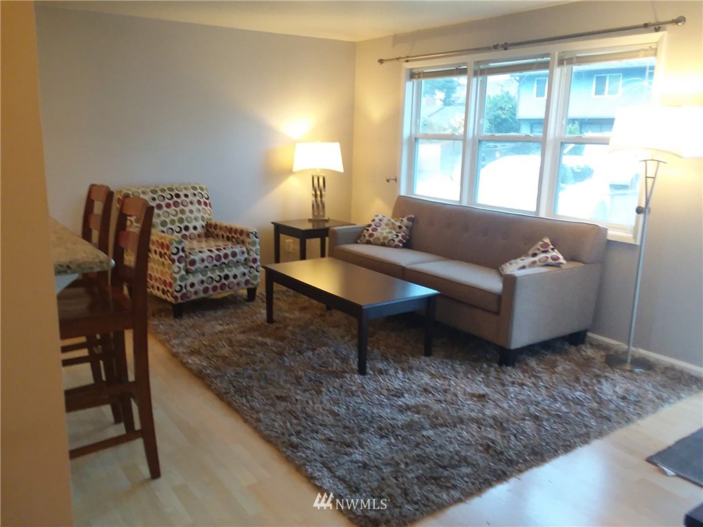 3631 Northeast 7th Place Renton, WA 98056 - Photo 3 of 14