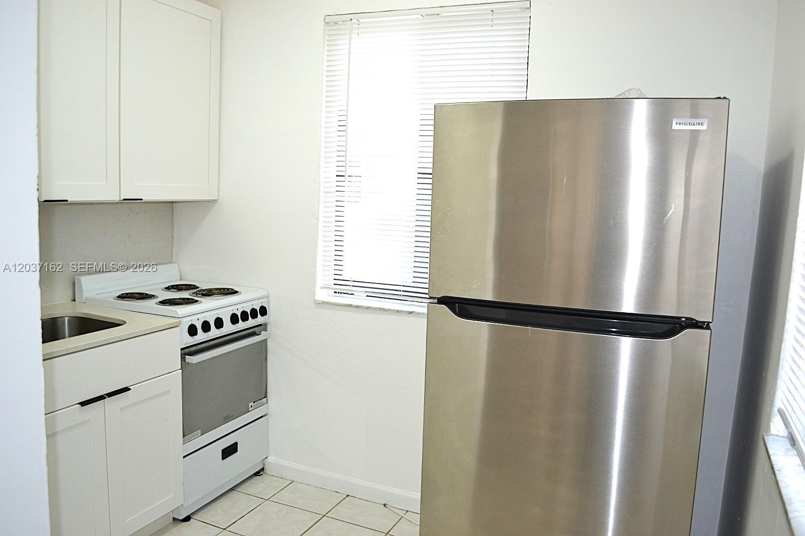 1035 Southwest 4th Street, Unit 4 Miami, FL 33130 - Photo 5 of 8