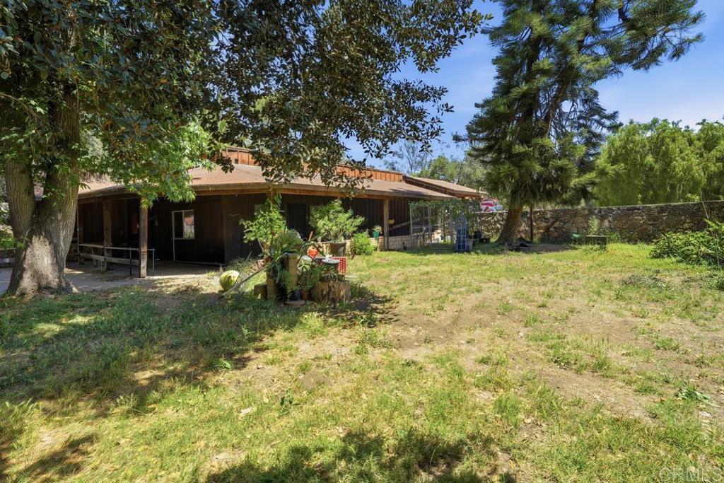 2362 Huffstatler Street Fallbrook, CA 92028 - Photo 15 of 27