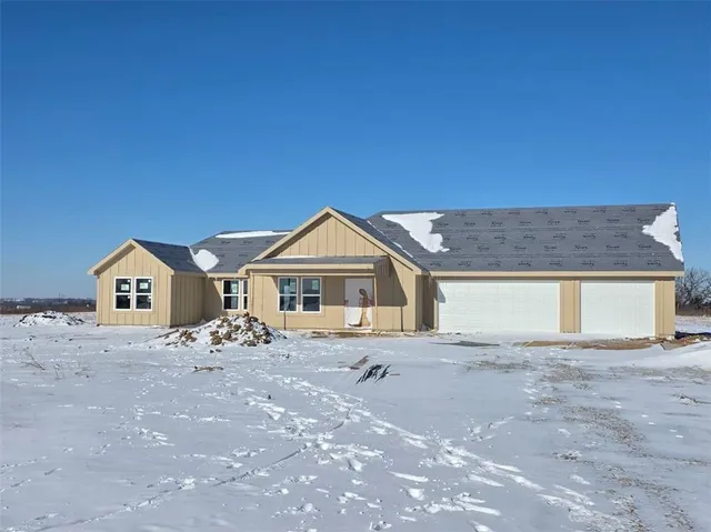 $407,000 | Lot 6 62nd Street, Meriden, KS 66512