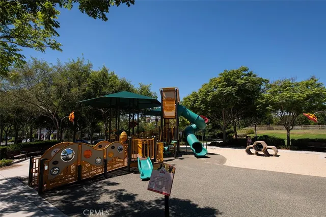 a view of outdoor space and entertaining space