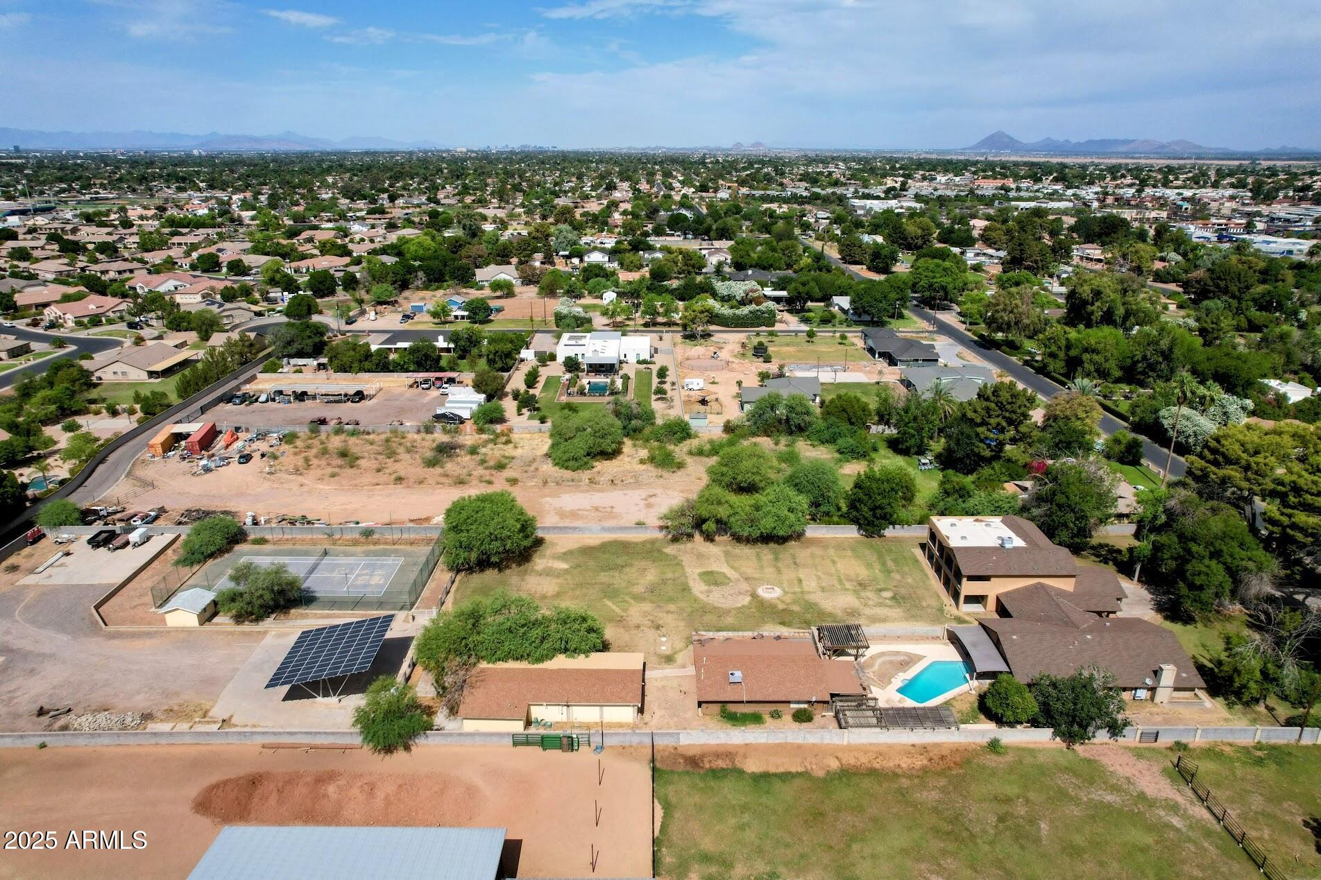 3041 East Backus Road Mesa, AZ 85213 - Photo 15 of 95 34