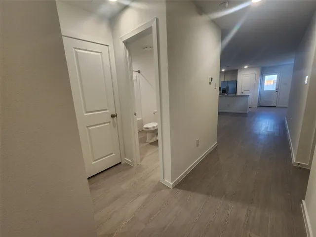 $1,800 | 715 Amberwood Creek Drive, Crosby, TX 77532