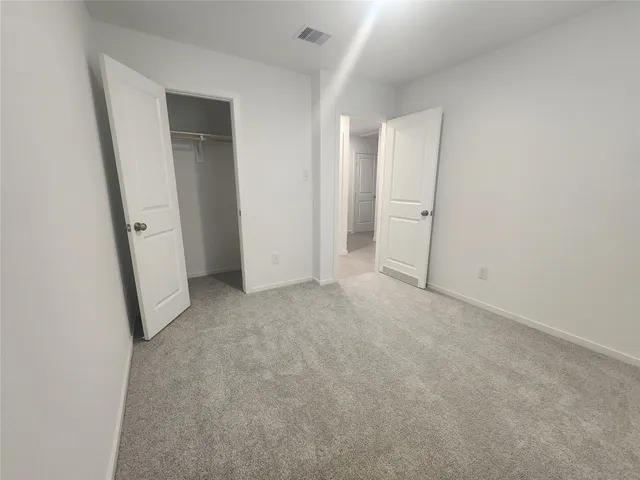 $1,800 | 715 Amberwood Creek Drive, Crosby, TX 77532