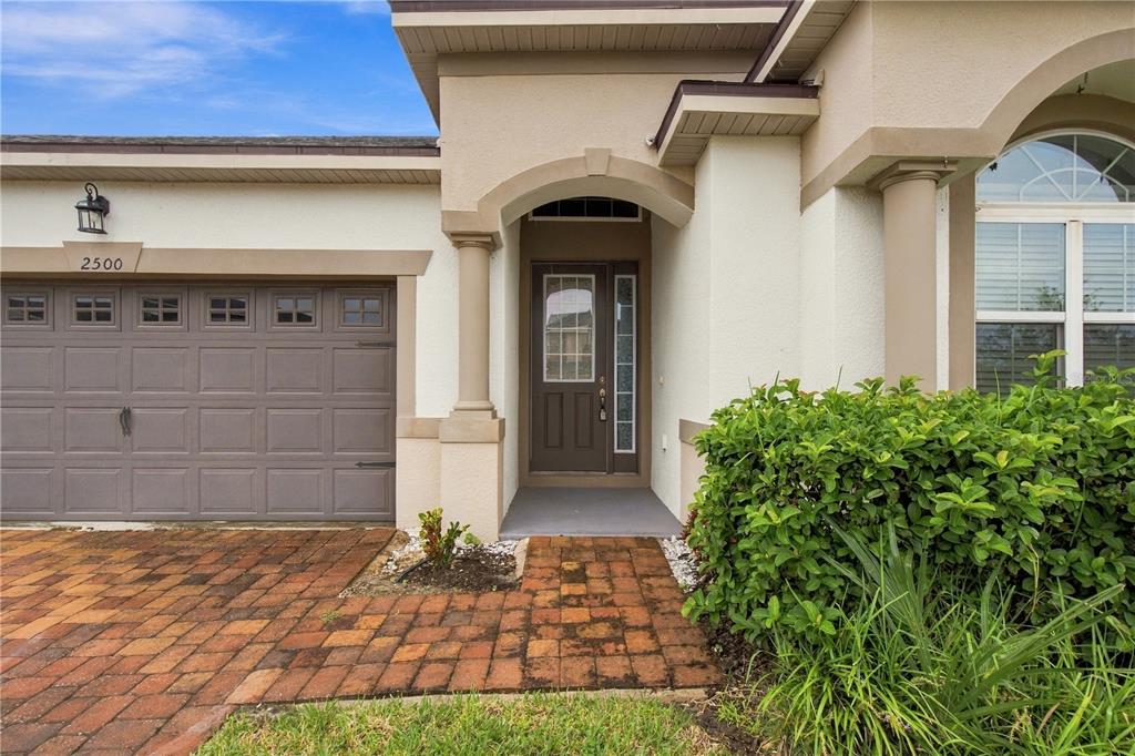 2500 Avian Loop Kissimmee, FL 34741 - Photo 3 of 39 Gallery Image 3