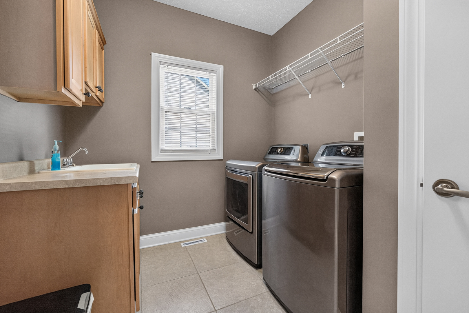 1718 Pfitzer Road Normal, IL 61761 - Photo 20 of 68 Gallery Image 20