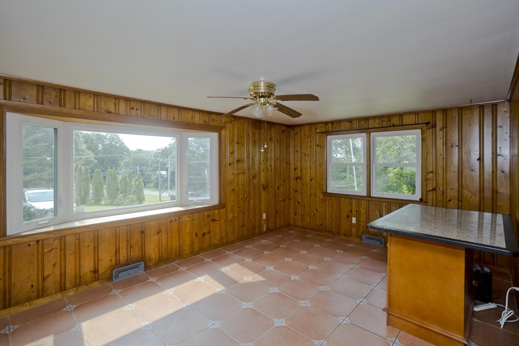 492 Morgan Road West Springfield, MA 01089 - Photo 15 of 31