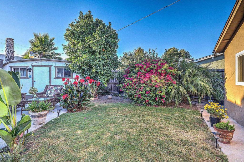 524 Parkbrook Street Spring Valley, CA 91977 - Photo 11 of 16