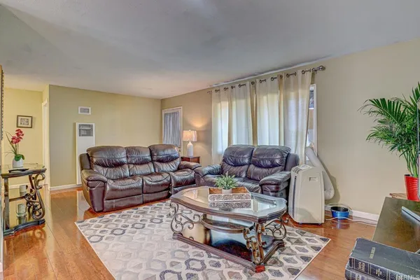 $795,000 | 524 Parkbrook Street, Spring Valley, CA 91977