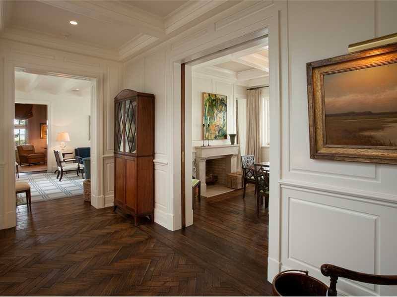18 Rocky Point Road Rowayton, CT 06853 - Photo 5 of 24 a view of a living room
