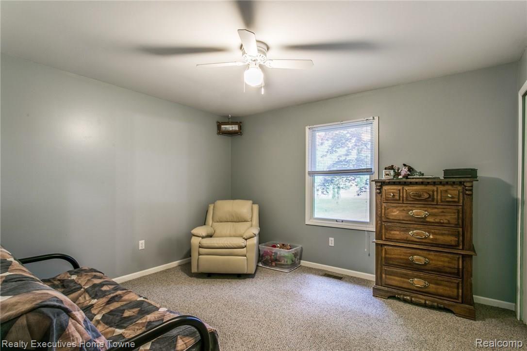 2441 Michigan Road Port Huron, MI 48060 - Photo 13 of 23 2441 Michigan-13.JPG