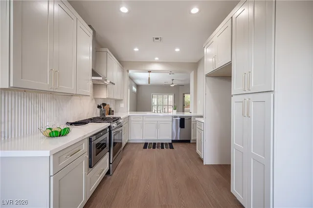 $549,900 | 1977 High Mesa Drive, Henderson, NV 89012