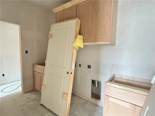 $699,900 | 3273 Rose Hill Lane, Bryan, TX 77808