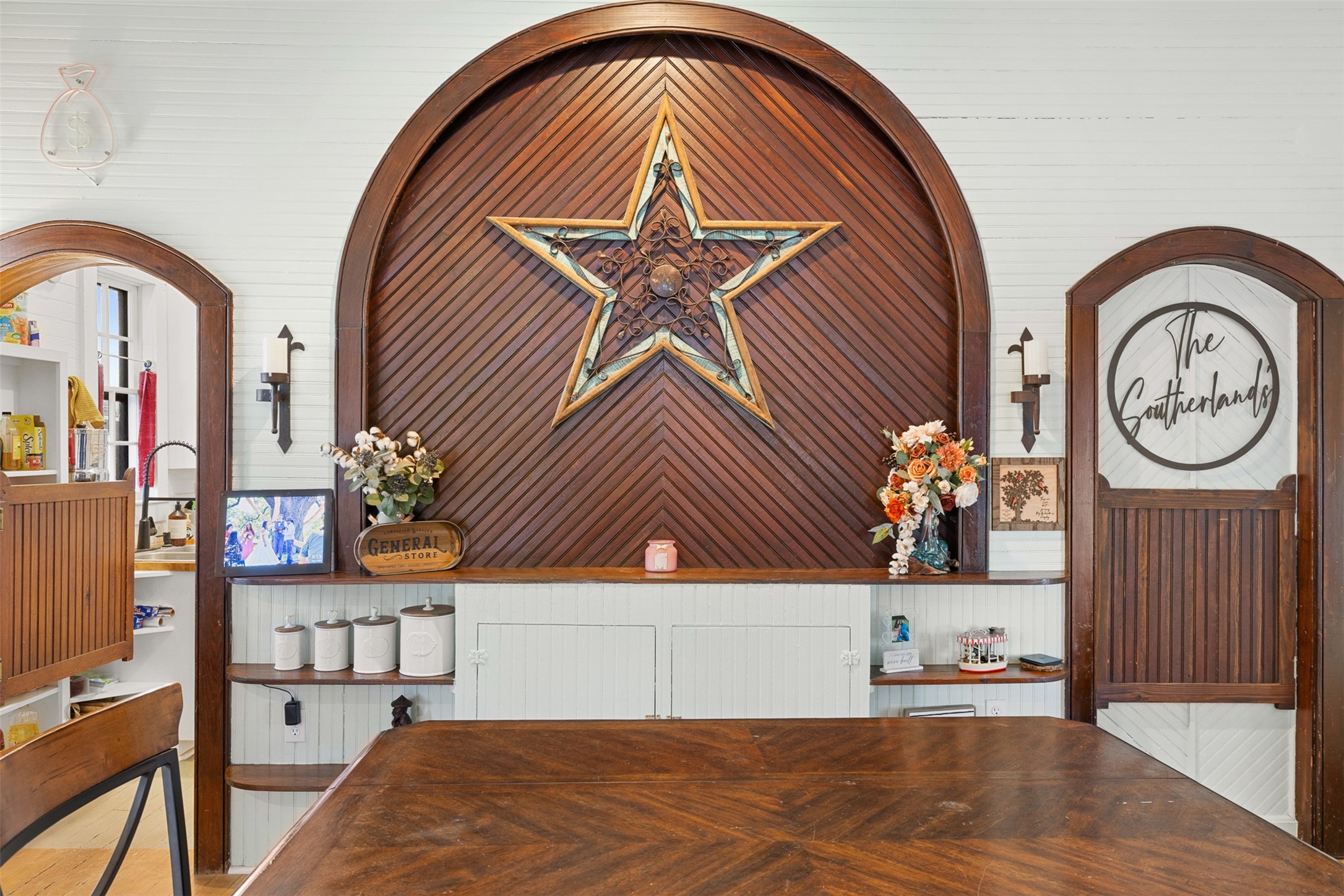 836 Pecan Street New Ulm, TX 78950 - Photo 11 of 22