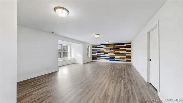 $460,000 | 2123 Allen Way, Sellersburg, IN 47172