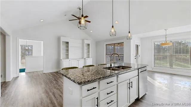 $460,000 | 2123 Allen Way, Sellersburg, IN 47172