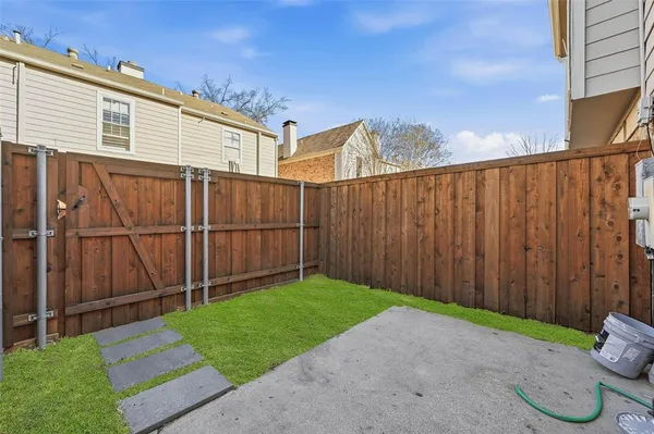 $264,901 | 73 Winchester Drive, Euless, TX 76039