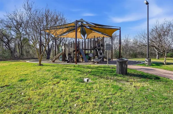 $264,901 | 73 Winchester Drive, Euless, TX 76039