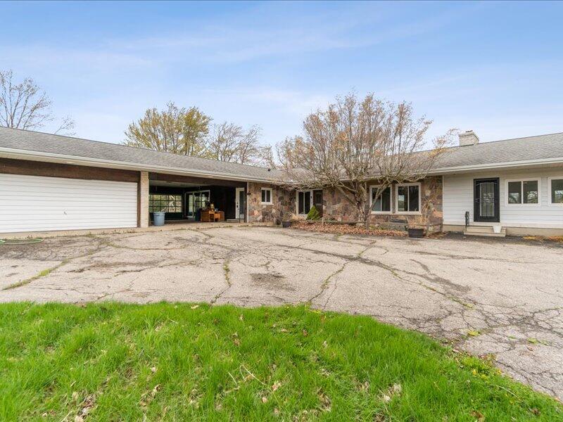 6436 Hanover Road Hanover, MI 49241 - Photo 4 of 44 04-6436-Hanover-Rd-Hanover-MI-49241-Wind