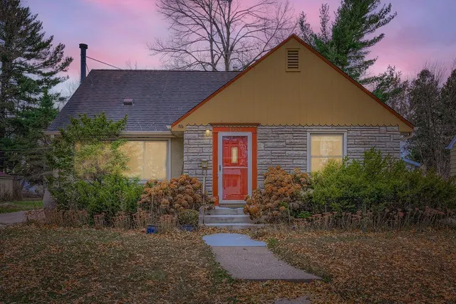 $275,000 | 1920 Margaret Street, St. Paul, MN 55119