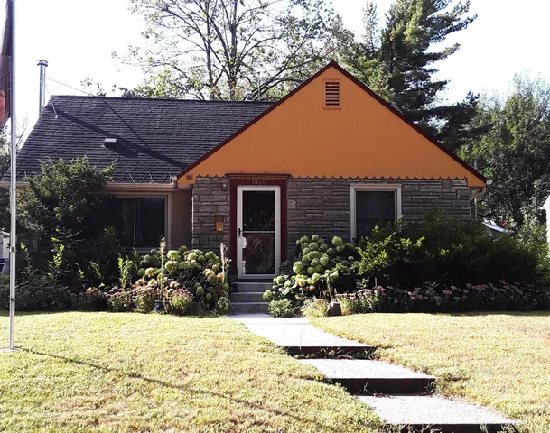 $275,000 | 1920 Margaret Street, St. Paul, MN 55119