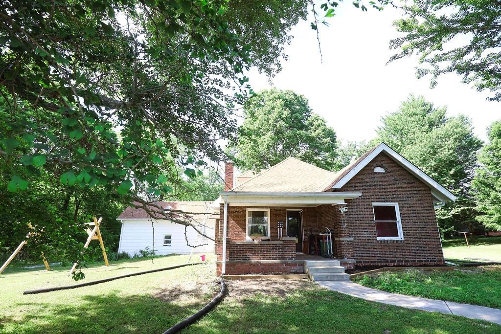 4590 Egbert Road Martinsville, IN 46151 - Photo 8 of 35 Gallery Image 8