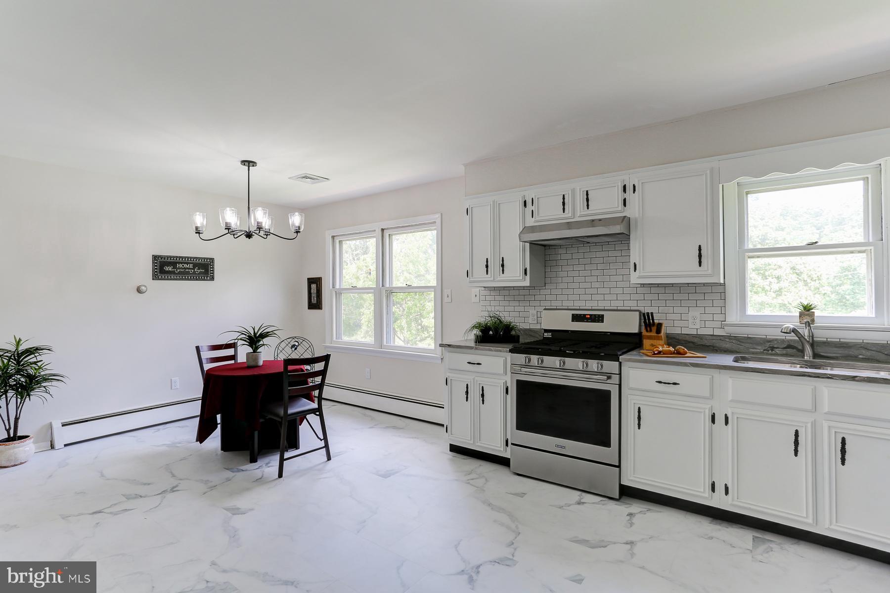 4831 Etta Road Harrisburg, PA 17111 - Photo 10 of 32 Gallery Image 10