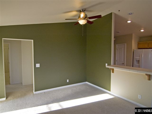 2225 Ridgeview Drive Reno, NV 89519 - Photo 2 of 12 a view of livingroom with workspace