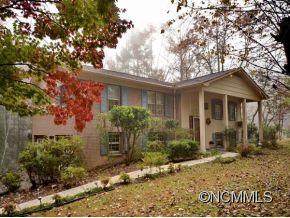 322 South Rugby Road Hendersonville, NC 28791 - Photo 3 of 10 Gallery Image 3