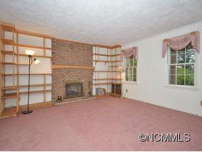 322 South Rugby Road Hendersonville, NC 28791 - Photo 4 of 10 Gallery Image 4