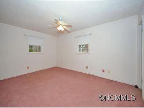 322 South Rugby Road Hendersonville, NC 28791 - Photo 8 of 10 Gallery Image 8