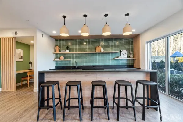 $2,400 | 1 Nolan Way, Unit JR, East Brunswick, NJ 08816