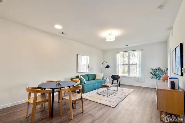 $2,400 | 1 Nolan Way, Unit JR, East Brunswick, NJ 08816