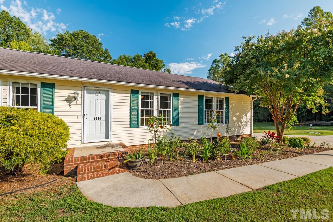 7414 Russell Road Durham, NC 27712 - Photo 4 of 63