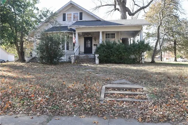 $130,000 | 506 South Ash Street, Nevada, MO 64772