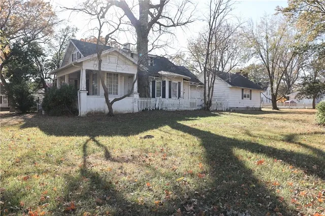 $130,000 | 506 South Ash Street, Nevada, MO 64772